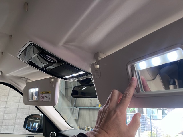 レンジローバースポーツ天井張替え