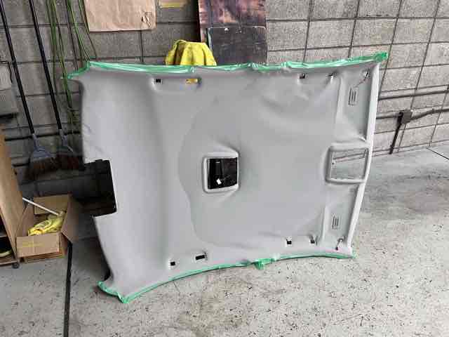 BMW3シリーズ（E90 320i）天井張替え