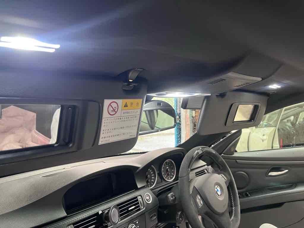 BMW M3 天井張替え