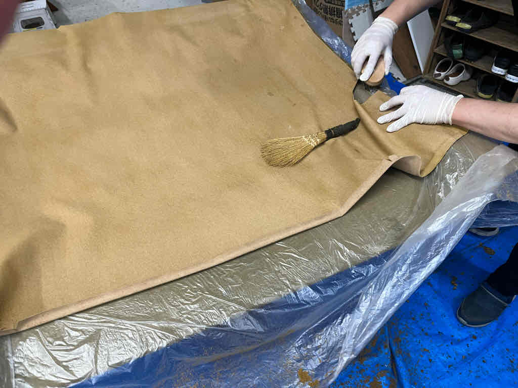 ポルシェ911カレラ天井剥がれ・垂れ・浮き修理（張直し）