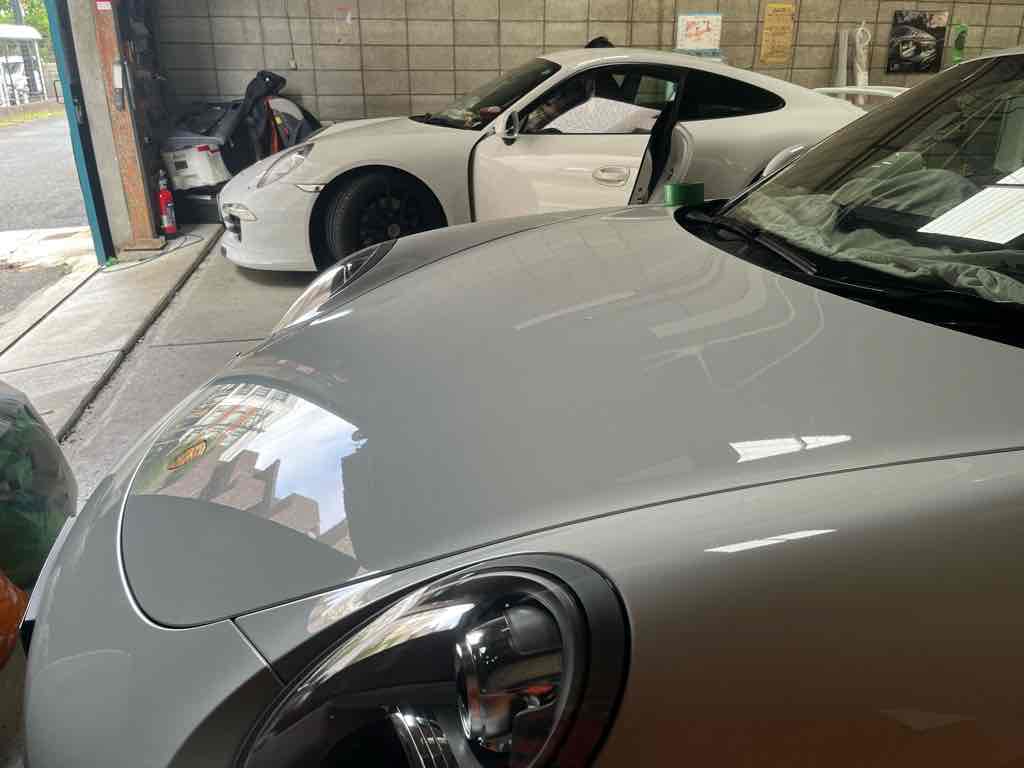 ポルシェ911カレラ天井垂れ・落ち・剥がれ修理│アルカンターラ張り直し